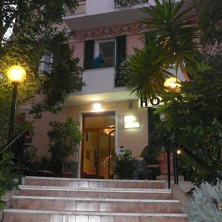 Hotel Villa Bianca لايقويليا المظهر الخارجي الصورة